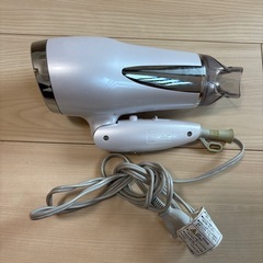 ドライヤーの画像