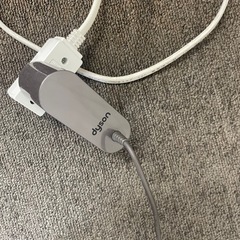 【ジャンク品】dyson ダイソン　掃除機の画像