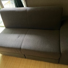 綺麗なソファの画像