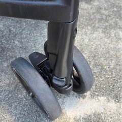 【値下げ】ベビーカー　Sma Baggi 4WD （スマバギ 4WD）[クロム]の画像