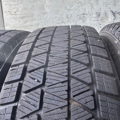 バリ山　BRIDGESTONE ブリヂストン　ブリジストン　DM-V3 225/65R17 スタッドレス　タイヤ　2020年製　ハリアー　ヴァンガード　などの画像