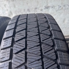 バリ山　BRIDGESTONE ブリヂストン　ブリジストン　DM-V3 225/65R17 スタッドレス　タイヤ　2020年製　ハリアー　ヴァンガード　などの画像