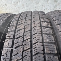 走行少　BRIDGESTONE ブリヂストン　ブリジストン　VRX2 165/65R15 スタッドレス　タイヤ　2022年製　15インチ　デリカD2 などの画像