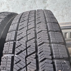 走行少　BRIDGESTONE ブリヂストン　ブリジストン　VRX2 165/65R15 スタッドレス　タイヤ　2022年製　15インチ　デリカD2 などの画像