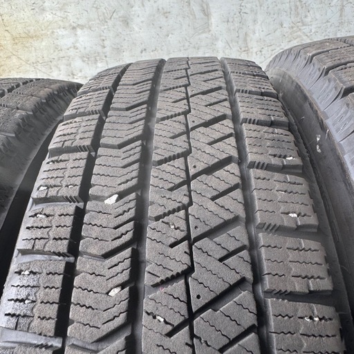 鉄ホイール付スズキ純正　バリ山　BRIDGESTONE ブリジストン VRX2 155/65R14 スタッドレス　タイヤ　2019年製　14インチ　ワゴンR など