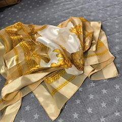 新品　大判スカーフ　の画像