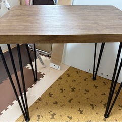 ダイニングテーブルのみの画像