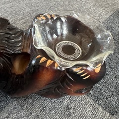 木彫りの熊　くまの置物　木製　小物入れ　アンティーク　彫刻品　ビンテージの画像