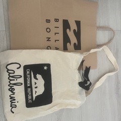 BILLA BONG 服 の画像
