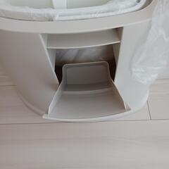 ポータブルトイレの画像