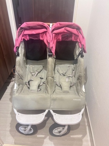 エアバギーココダブル　双子　ベビーカー　ピンク