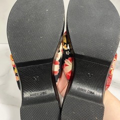 O2506-674 和サンダル Mサイズ キズ 汚れありの画像