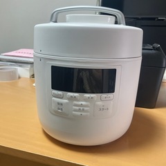自動調理器（圧力鍋）の画像