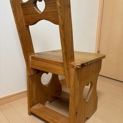 カントリー風中古チェア学習椅子の画像