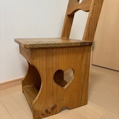 カントリー風中古チェア学習椅子の画像