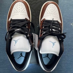 AIR JORDAN 1Low SE size 26,5の画像