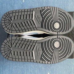 AIR JORDAN 1Low SE size 26,5の画像