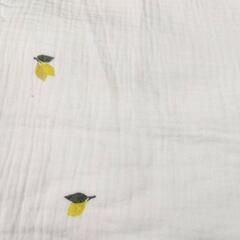 🌈ケラッタ 抱っこ布団 レモン柄の画像