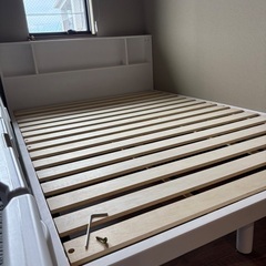 ダブルベッドフレームお譲りしますの画像