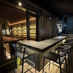 【おれしゃなBARの正社員】国際通り徒歩5分。気になる方はお問い合わせ下さい。の画像