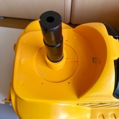 キングショベル　ヘルメット付きの画像