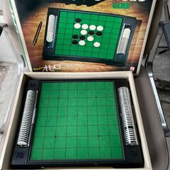 オセロゲームとアスレチックランドゲーム（トミー製）の画像
