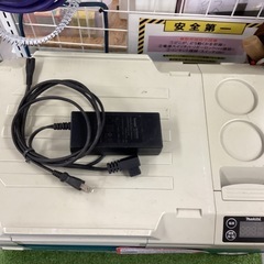 中古B】makita(マキタ) 18v充電式保冷温庫 (本体のみ) CW180DZの画像