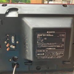 電源入ります★レトロなテレビの画像