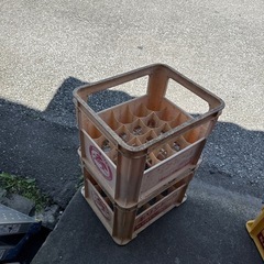 ビール瓶　コンテナの画像