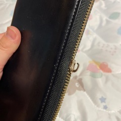 黒い長財布の画像