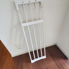 伸縮突っ張り棚　