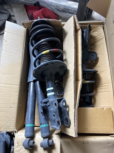 zvw30  プリウス 純正足回り