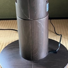 タワーファン　　スリム型扇風機　　　　　　木目調ダークブラウンの画像