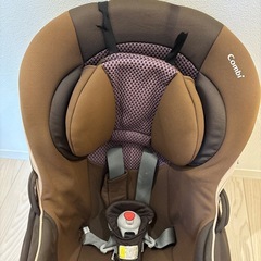 【終了しました】コンビ　回転式チャイルドシート(不具合あり)の画像