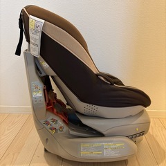 【終了しました】コンビ　回転式チャイルドシート(不具合あり)の画像