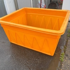 農業用 プラスチック 水槽 K-500 500L 水漏れ無し　現状　W1050 D1260 H600 中古品　③の画像