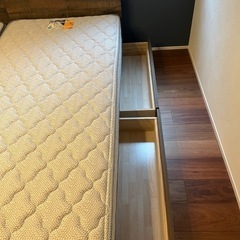 【美品】シングルベッドフレーム　マットレスの画像