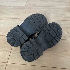 GUボリュームソールグルカサンダル　Sサイズの画像