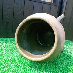 銅製香炉 花模様付き　高24cm 幅18cmの画像