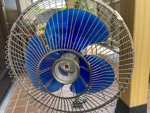 ナショナル王冠ロゴ付きレトロ扇風機ジャンク