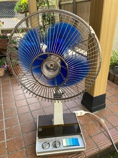 ナショナル王冠ロゴ付きレトロ扇風機ジャンク