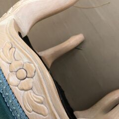 JM20007K)★大特価★猫脚スツール、アンティーク調オットマン<径：約30cm  高さ：約25cm> 中古品【取りに来られる方限定】 の画像