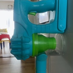おもちゃの掃除機の画像