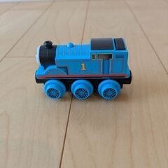 きかんしゃトーマス木製レールシリーズ　トーマスですの画像