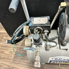 【中古】シンセイ EWS-30 常圧コンプレッサ 最高使用圧力0.78Mpa 吐出量15/85Lmin 再起動圧力0.59Mpa の画像