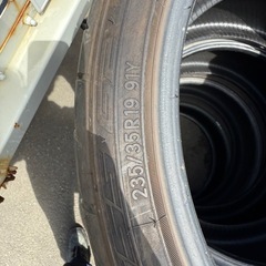 235/35R19 夏タイヤ
の画像