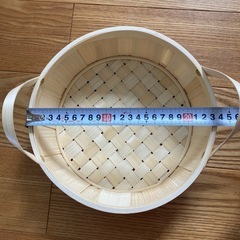 編みカゴ　バスケット　かご　インテリアの画像