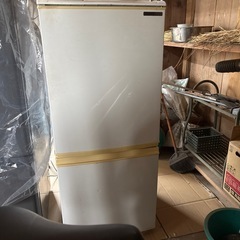 シャープ　冷蔵庫　137Ｌ