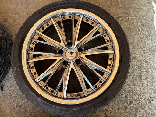 19インチアルミ　225/40ZR19タイヤ