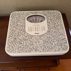 体重計　ホワイト　
